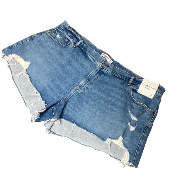 Abercrombie & Fitch Curve Love The Mom Short Mid Rise - Picture 4 of 15